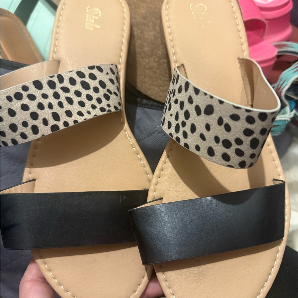 Stylish Black and Tan Sandals
